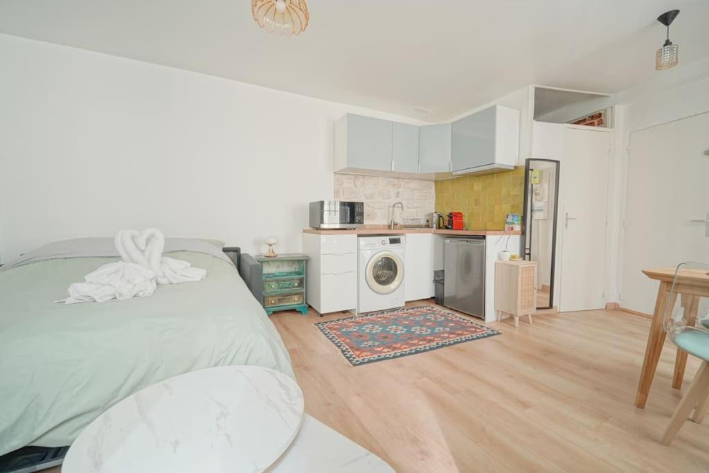 Doorman In 12th Apartment